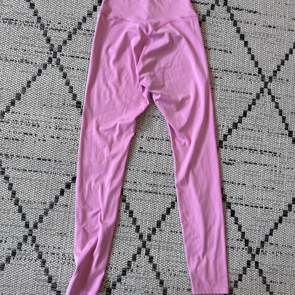 437 Pink leggings